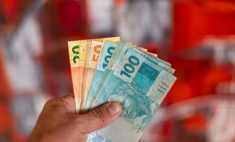 Bolsa Família, INSS, PIS/PASEP em dobro, SERASA com até 99% de desconto: Veja os benefícios sociais confirmados para esta semana
