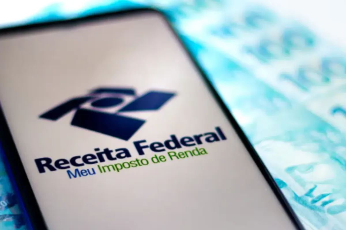 Leilão da Receita Federal faz a festa dos brasileiros com iPhone a R$ 1 mil a partir desta segunda-feira (24/03). Veja como participar