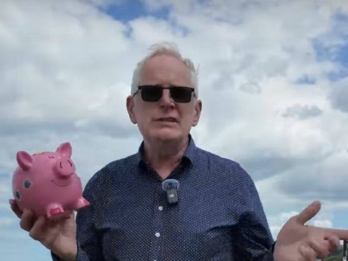 Poucos fazem isso com o dinheiro — mas esse milionário provou que funciona (e qualquer um pode copiar)