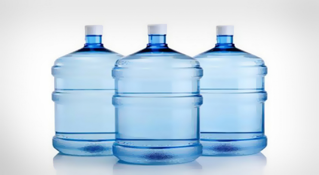 O fim dos garrafões de água pode estar mais perto do que imaginamos: substituto sustentável, mais prático e econômico já está surpreendendo muita gente e promete mudar para sempre a forma como consumimos água no dia a dia