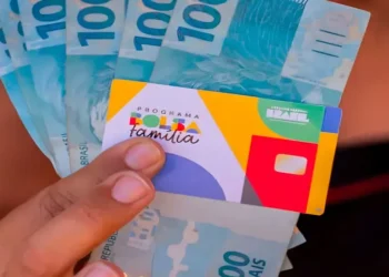 Bolsa Família libera saque de R$750 para CPFs finais 0,1,2,3,4,5,6,7,8 e 9 nesta segunda-feira (27/10)