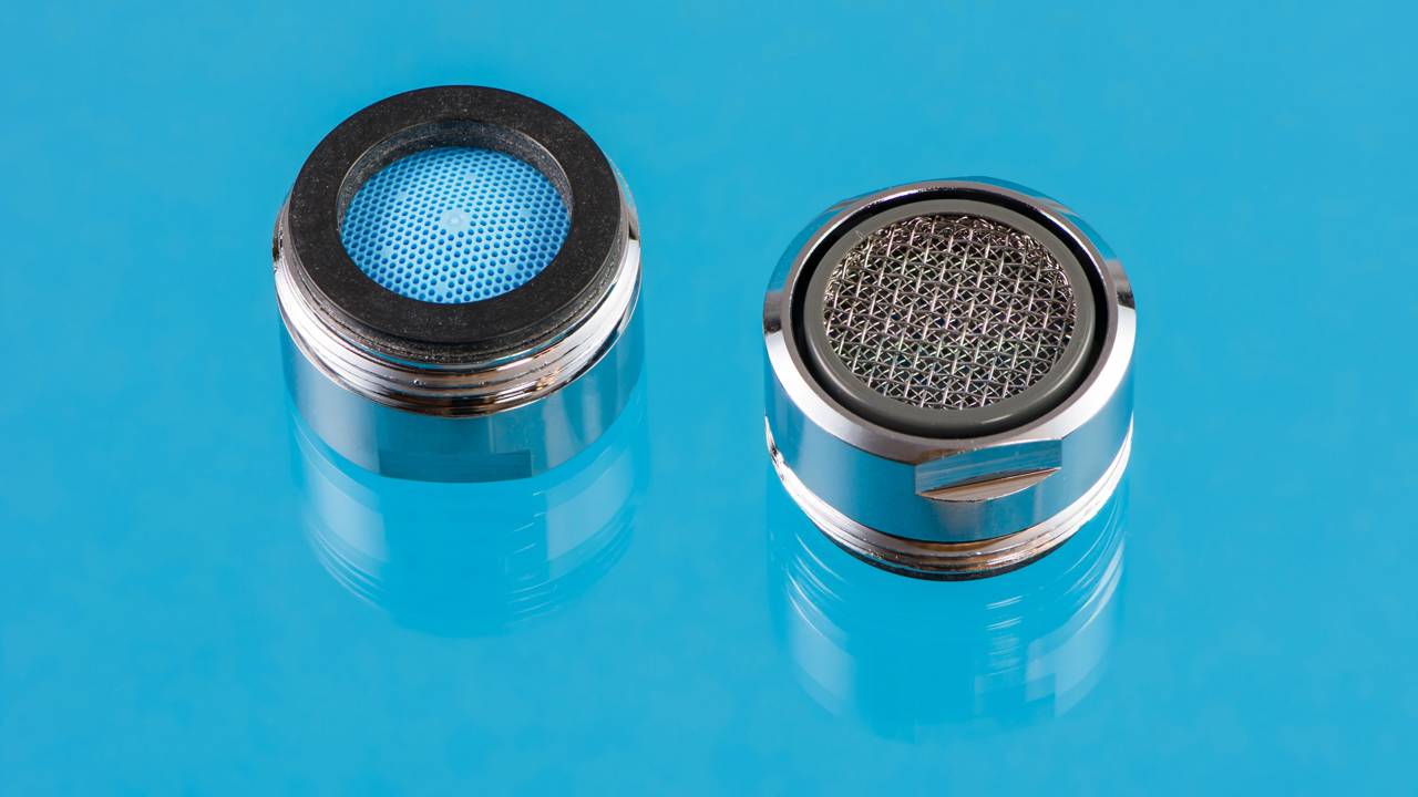 Essas 2 torneiras reduzem o consumo de água em até 40%