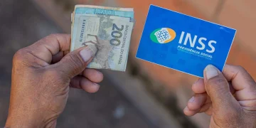 Mais de R$2 bilhões e dinheiro extra no fim de ano! Governo confirma prazo final a beneficiários do INSS para saque extra aos brasileiros