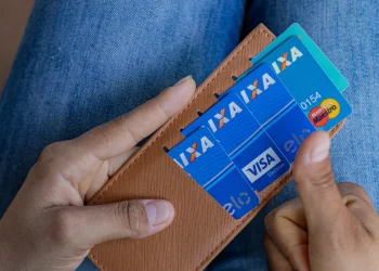 Caixa confirma benefício para brasileiros com cartão de crédito em apenas 2 passos